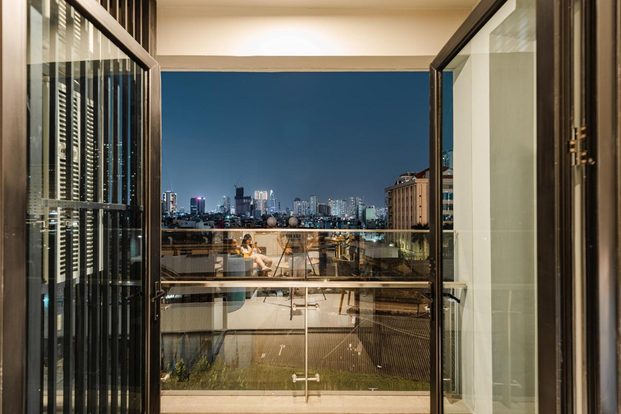 Căn hộ Luxury 2 Or 3br In Dist 1 N Pool, Gym, Airport Pickup