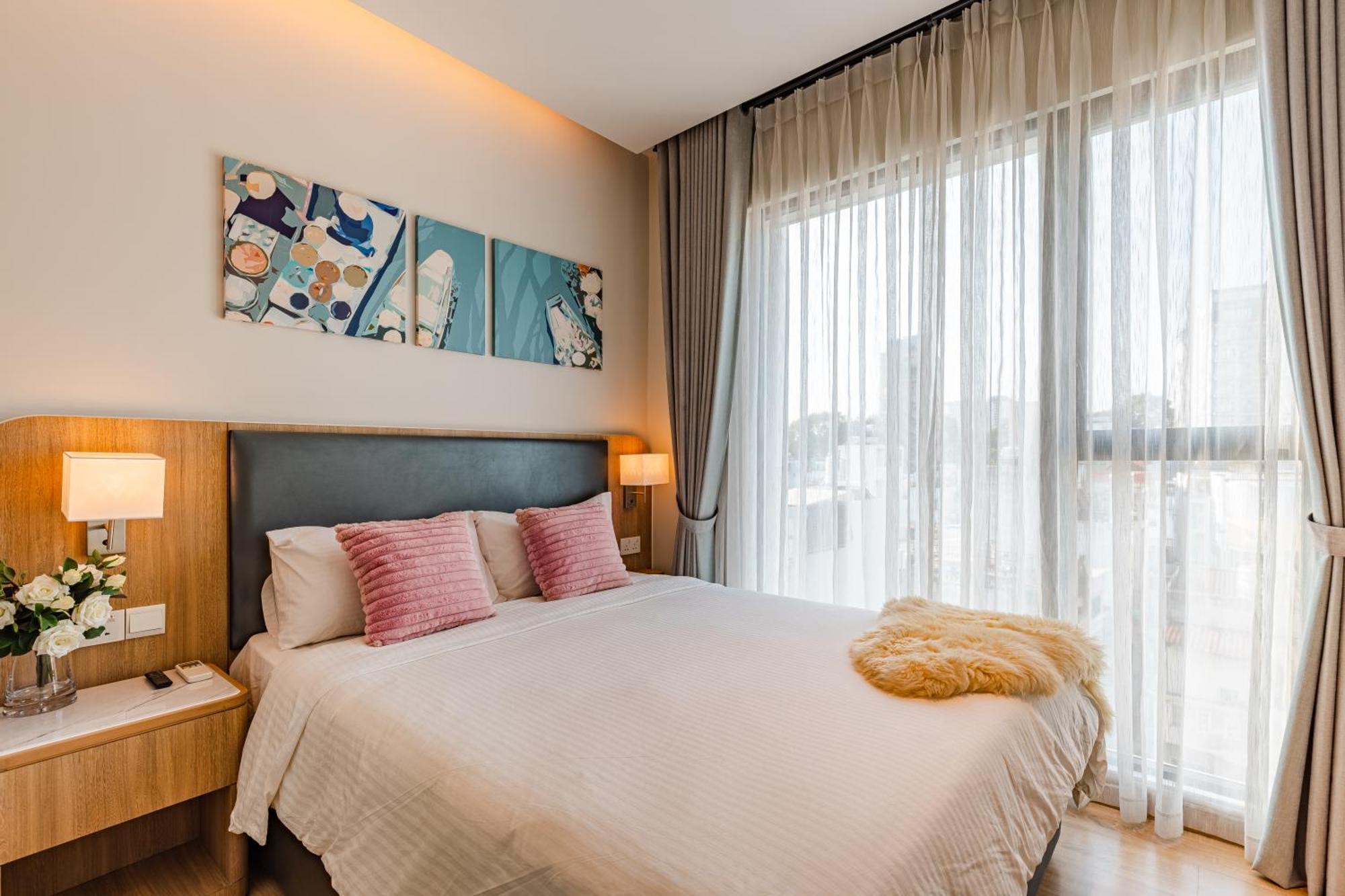 Luxury 2 Or 3br In Dist 1 N Pool, Gym, Airport Pickup Căn hộ *